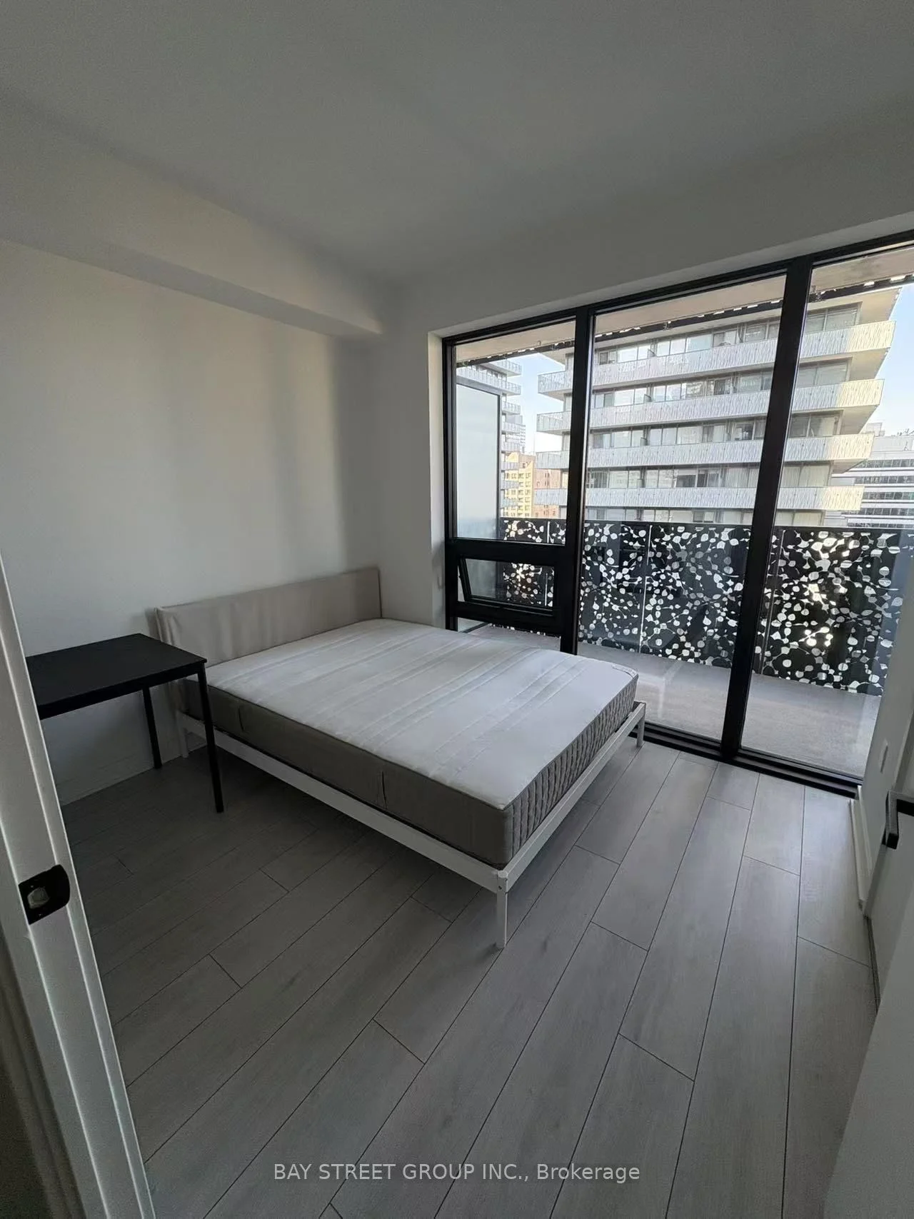 55 Charles Street E 1712, Toronto C08, ON M4Y 0J1