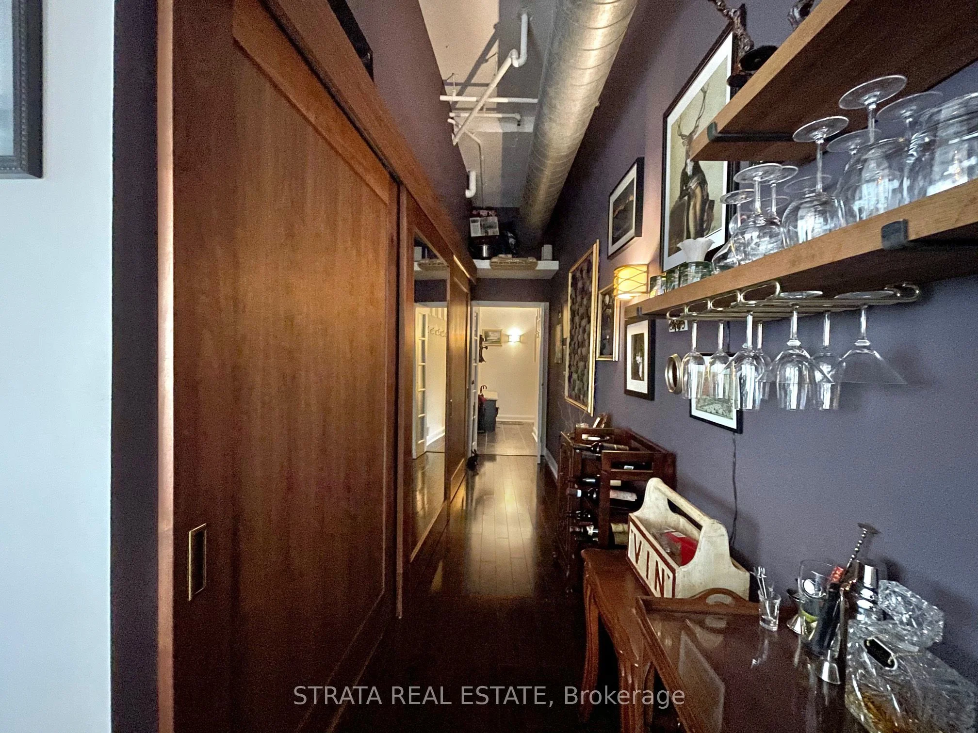 700 King Street W 509, Toronto C01, ON M5V 2Y6