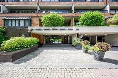 40 Oaklands Avenue 335, Toronto C02, ON M4V 2Z3