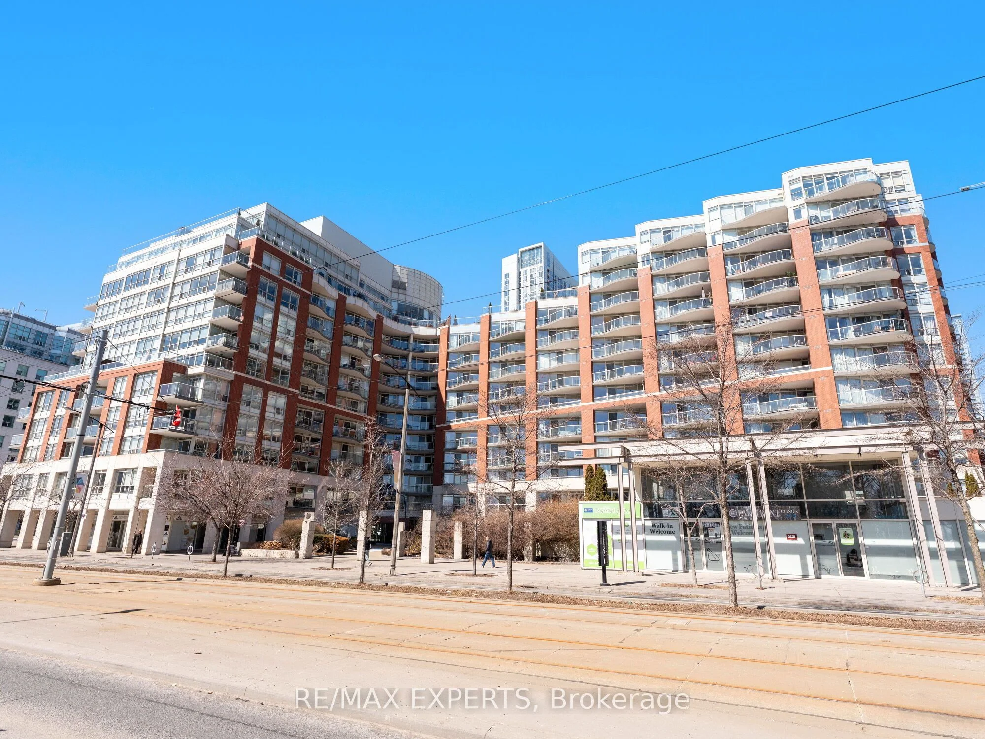 Condo Apartment in Toronto