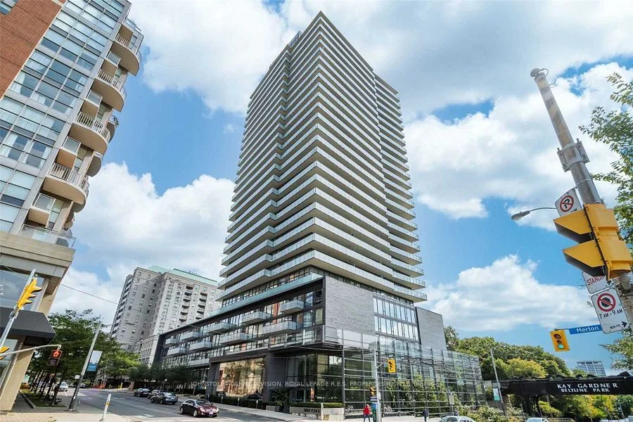 1815 Yonge Street 706, Toronto C10, On M4t 2a4