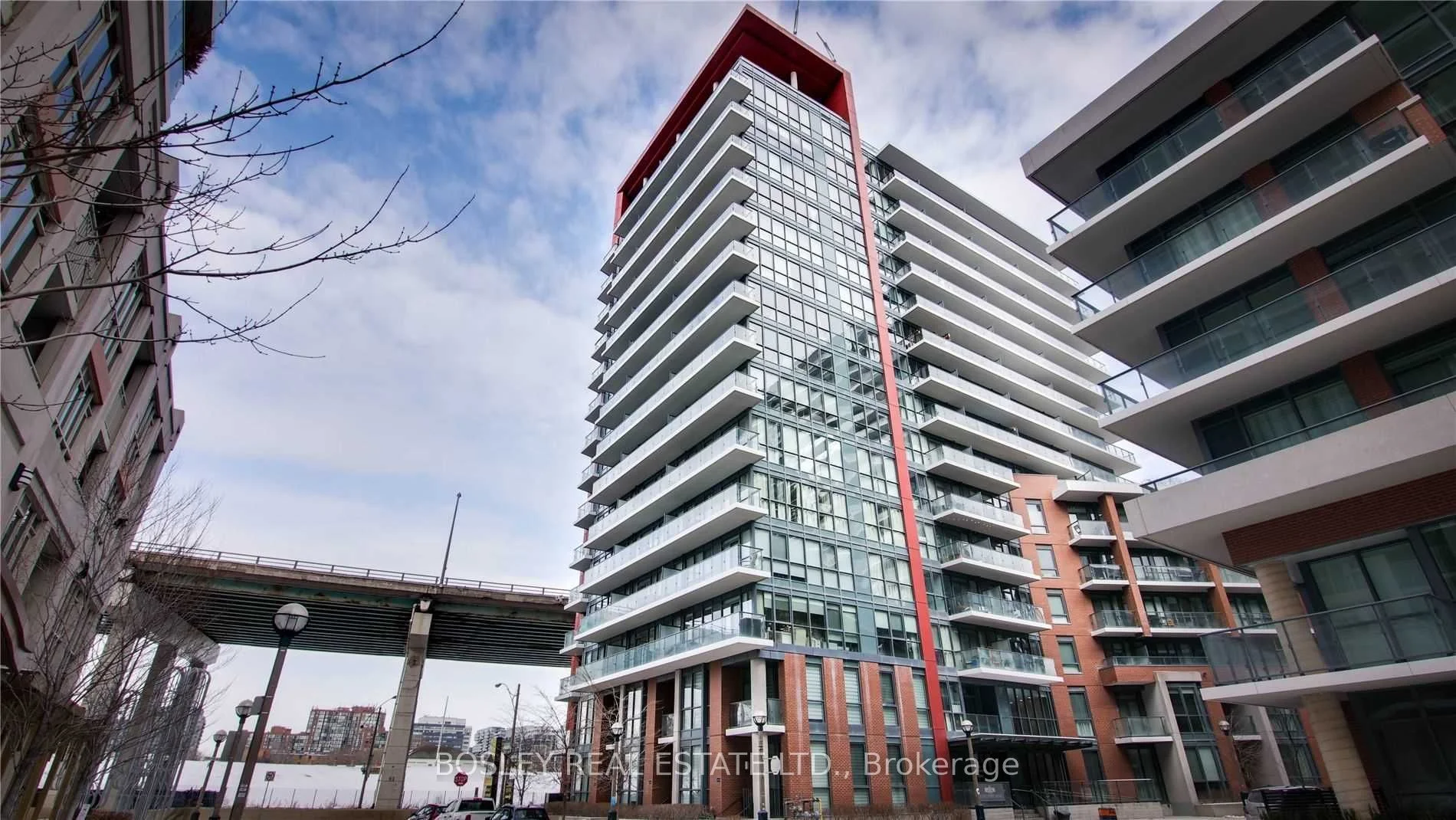 50 Bruyeres Mews 209, Toronto C01, On M5v 0a7