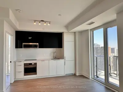 308 Jarvis Street 2711, Toronto C08, On M5b 0e3