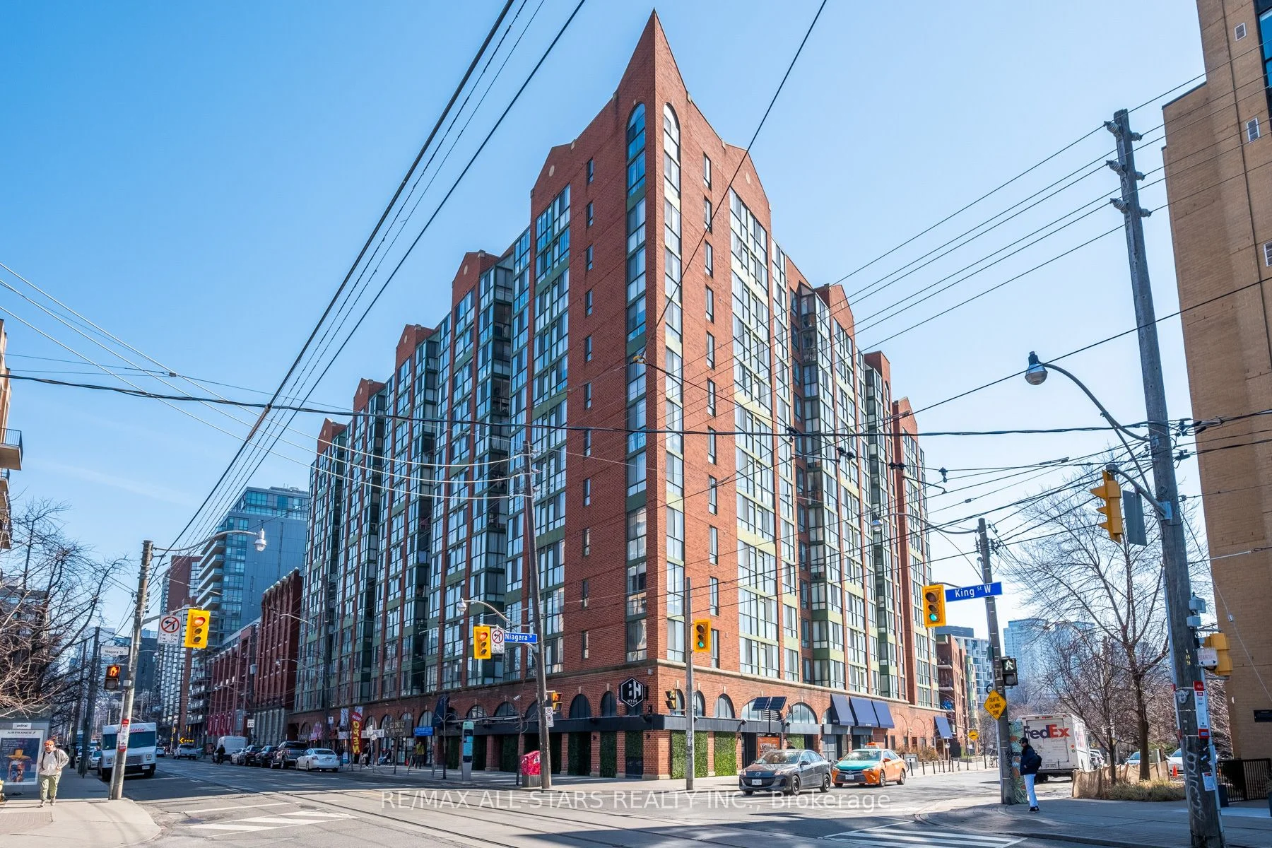 801 King Street W 816, Toronto C01, On M5v 3c9