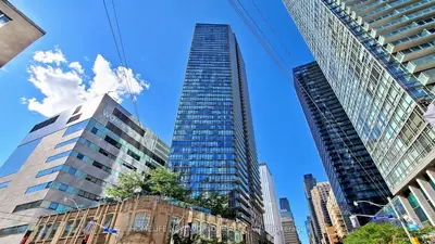 832 Bay Street 2209, Toronto C01, On M5s 1z6
