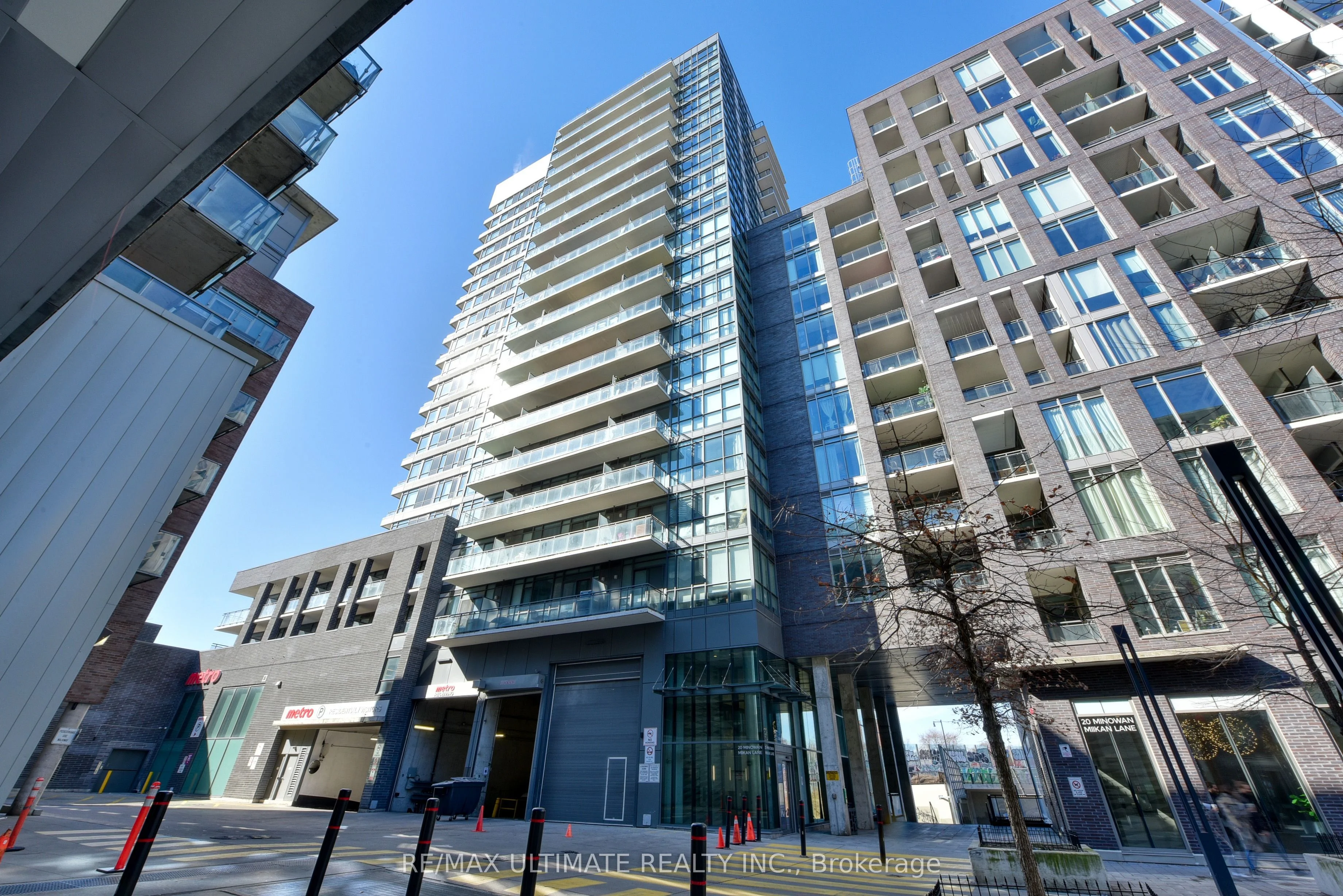Condo Apartment in Toronto