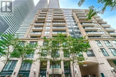 35 Hayden Street 1303, Toronto C08, On M4y 3c3