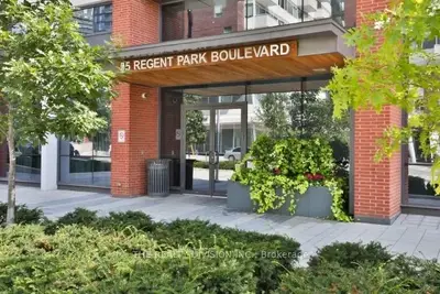 Condo Apartment in Toronto