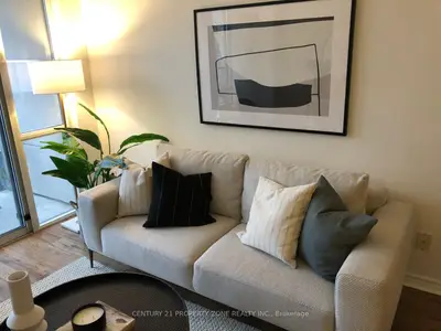 28 Byng Avenue 910, Toronto C14, On M2n 7h4