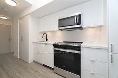 500 Wilson Avenue 825, Toronto C06, On M3h 5y9