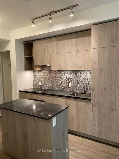 1 Yorkville Avenue 1507, Toronto C02, On M4w 0b1