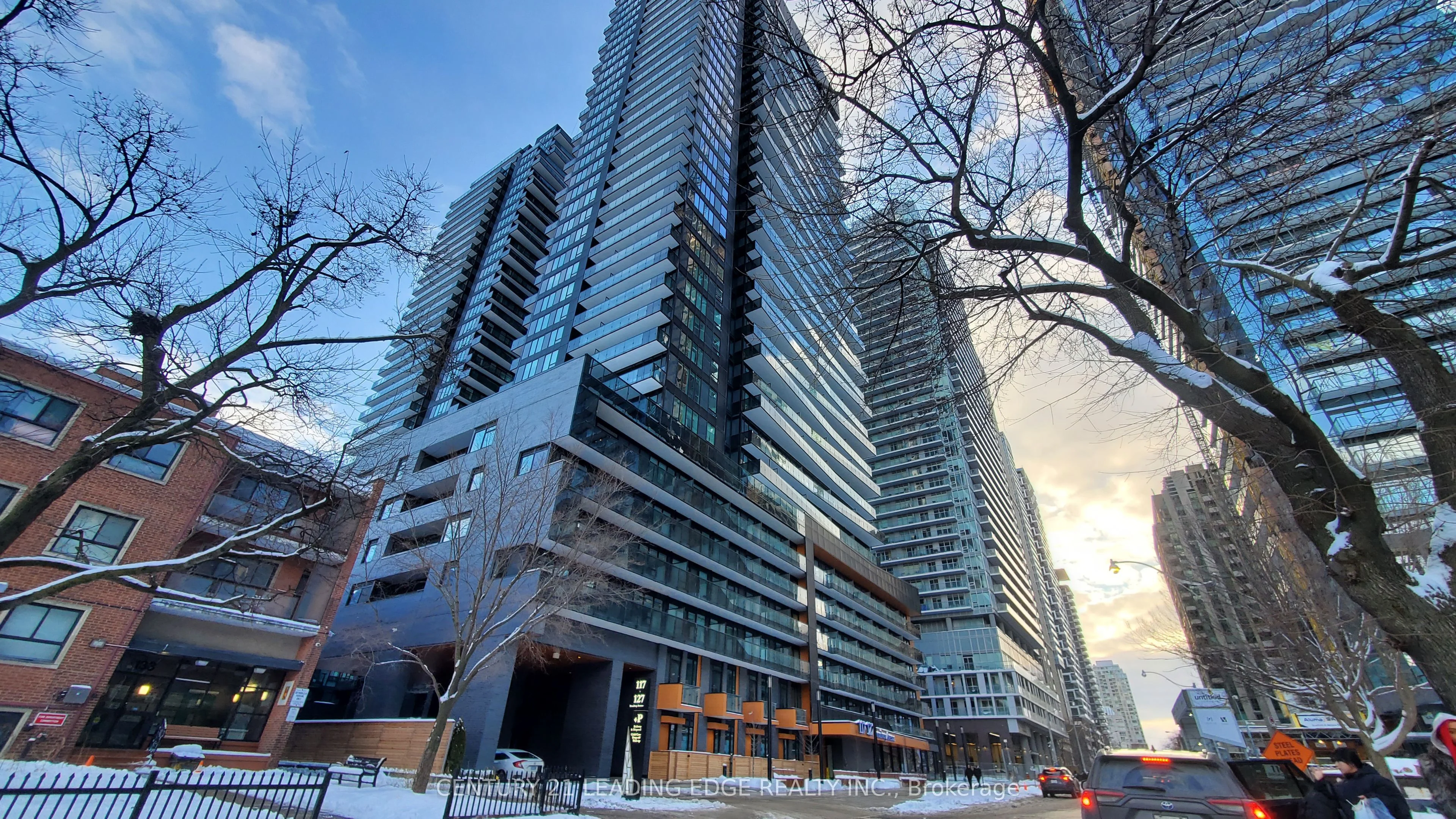 Condo Apartment in Toronto