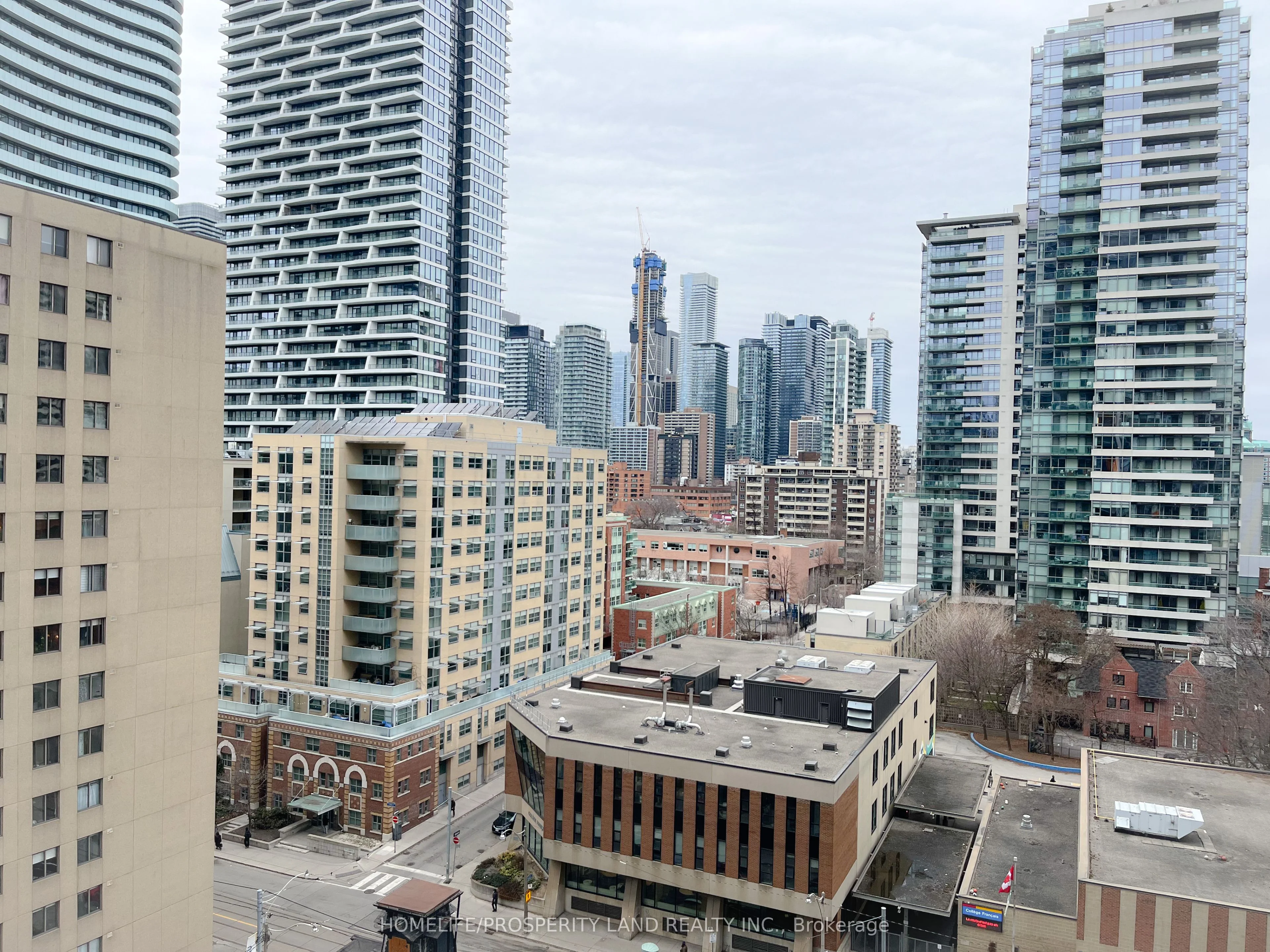 Condo Apartment in Toronto