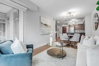 2181 Yonge Street 2109, Toronto C10, On M4s 3h7