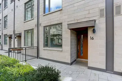 270 Davenport Road Th16, Toronto C02, On M5r 0c1