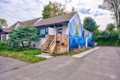 Detached in Toronto