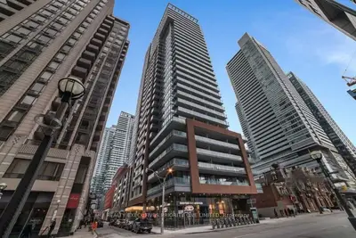 8 Mercer Street 1110, Toronto C01, On M5v 0c4