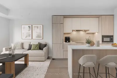 123 Portland Street 1001, Toronto C01, On M5v 2n4