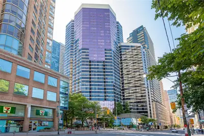 1001 Bay Street 2413, Toronto C01, On M5s 3a6