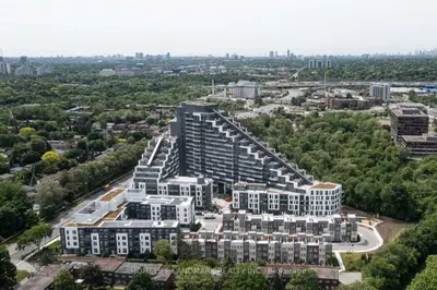 Condo Apartment in Toronto