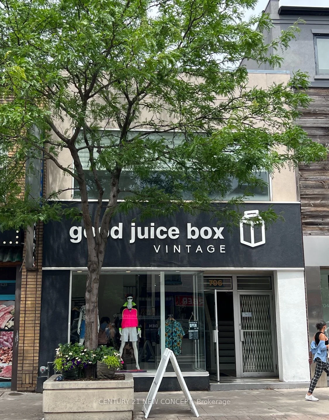 706 Bloor Street N 3rd Floor, Toronto C02, On M6g 1l4