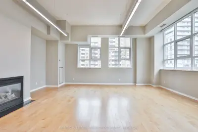 155 Dalhousie Street 454, Toronto C08, On M5b 2p7