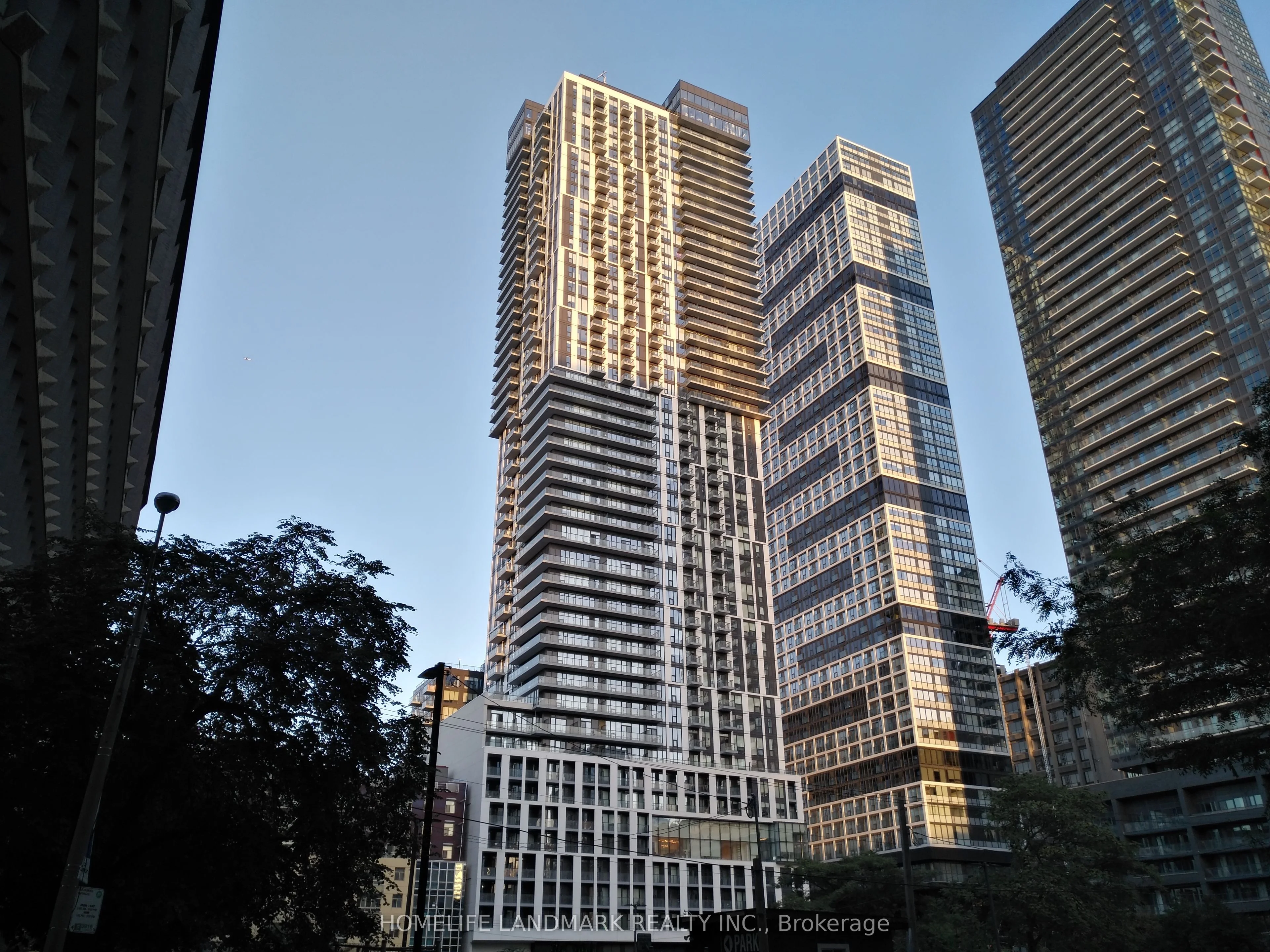 251 Jarvis Street 2711, Toronto C08, ON M5B 0C3
