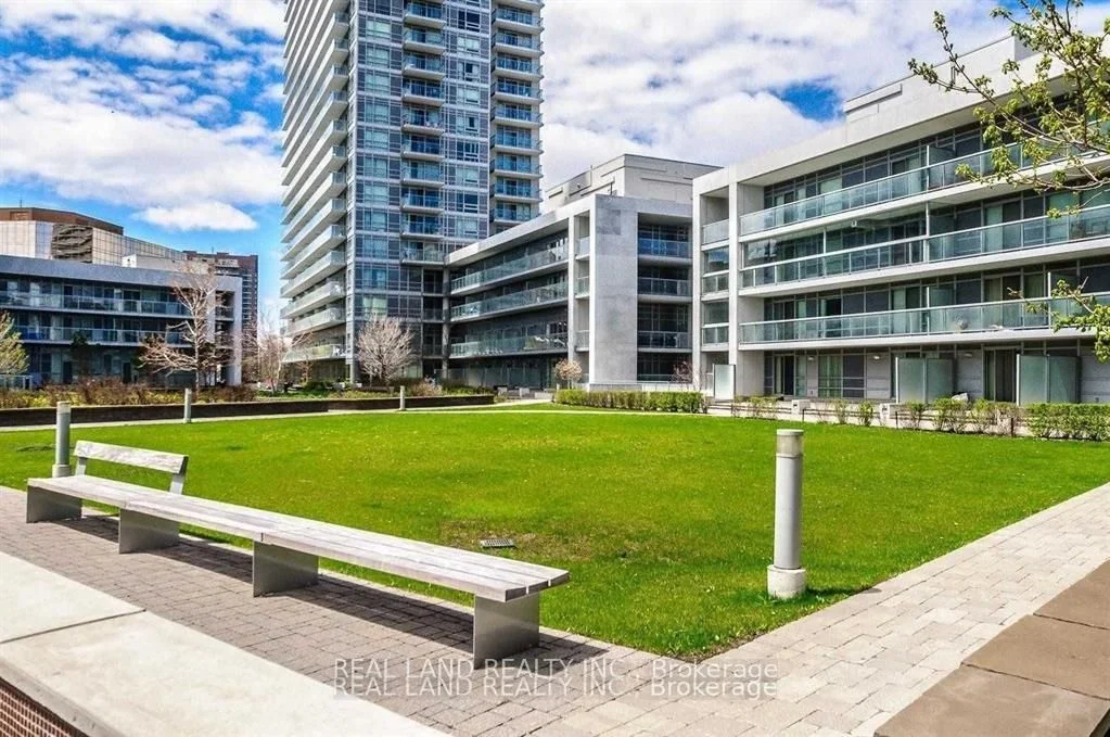 Condo Apartment in Toronto