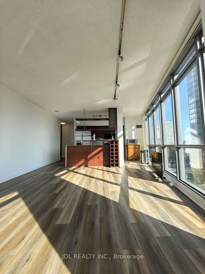 3 Navy Wharf Court 502, Toronto C01, ON M5V 3V1
