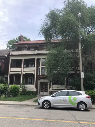 291 St George Street 4, Toronto C02, On M5r 2p8