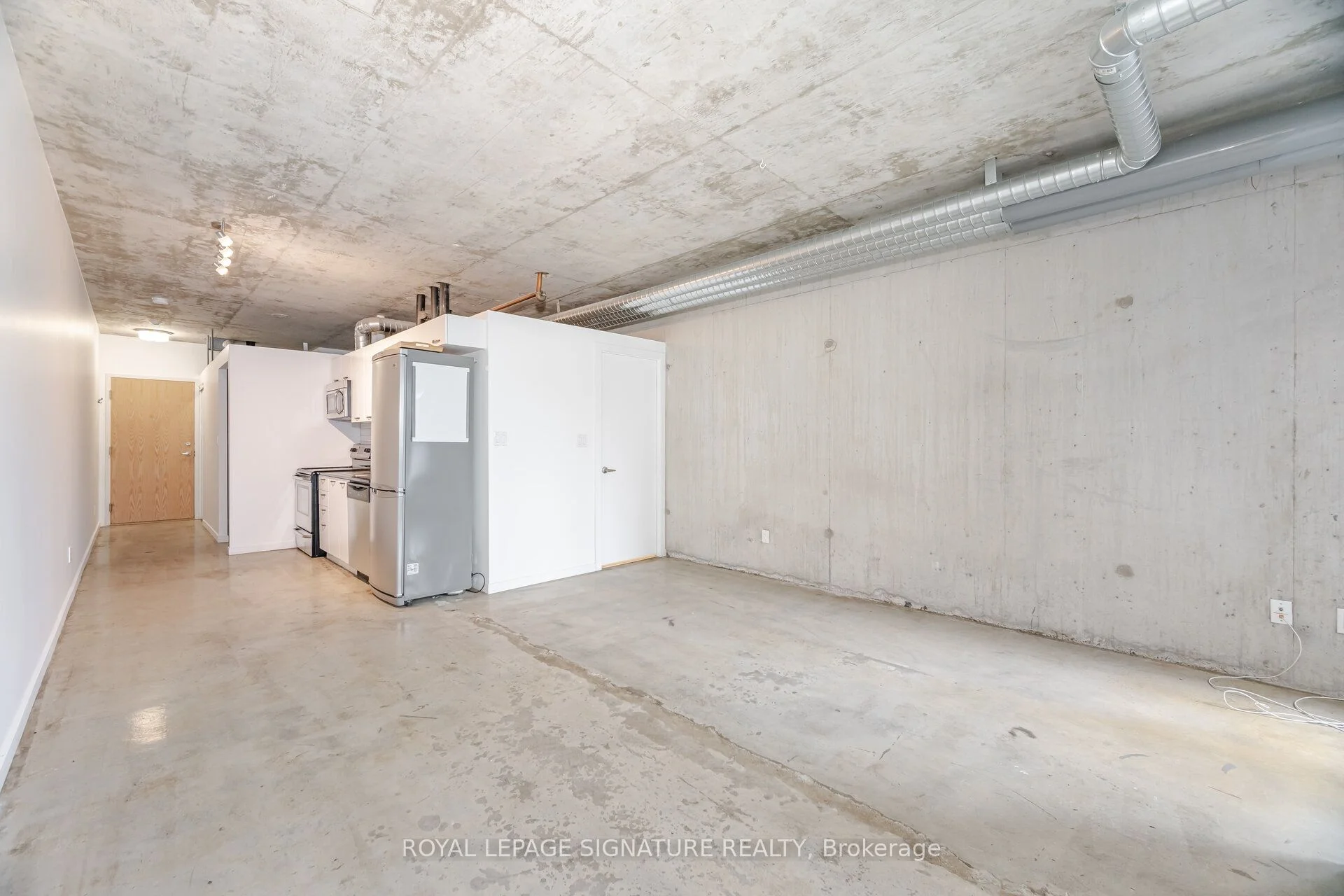 150 Sudbury Street 414, Toronto C01, ON M6J 3G2