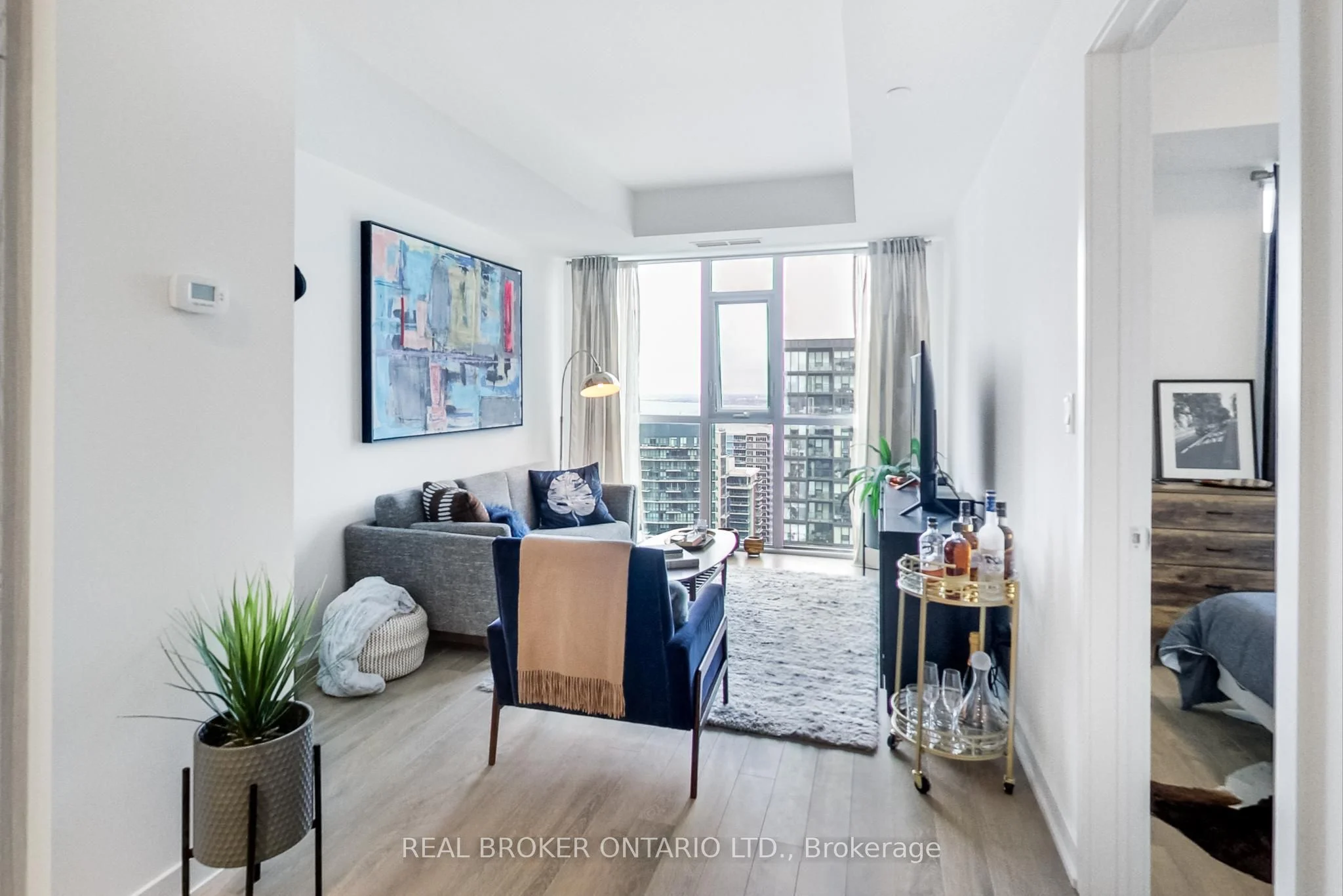 Condo Apartment in Toronto