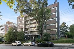 60 Montclair Avenue 607, Toronto C03, ON M5P 1P7