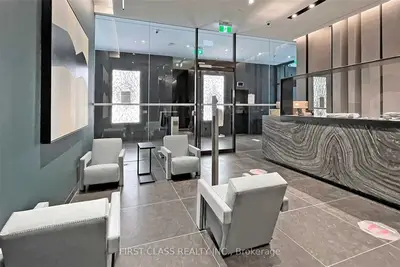 25 Richmond Street E 1204, Toronto C08, On M5c 1n7
