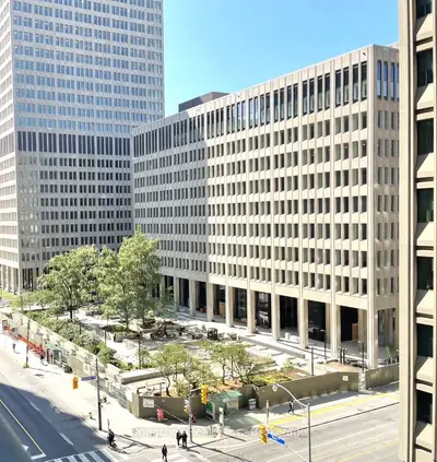 955 Bay Street 417, Toronto C01, On M5s 0c6