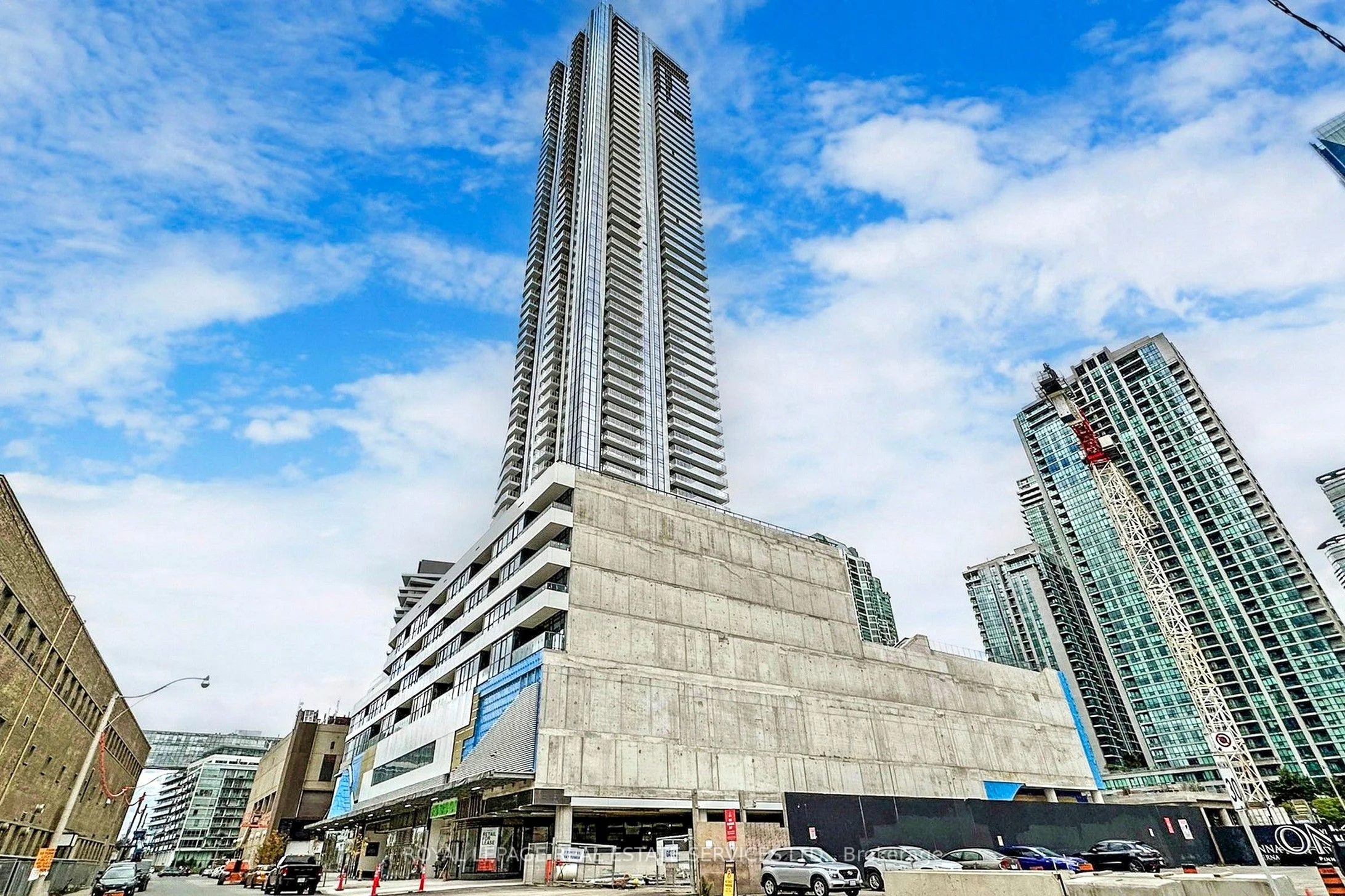 28 Freeland Street 3404, Toronto C08, On M5e 0e3