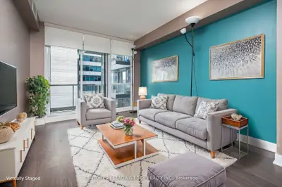 Condo Apartment in Toronto