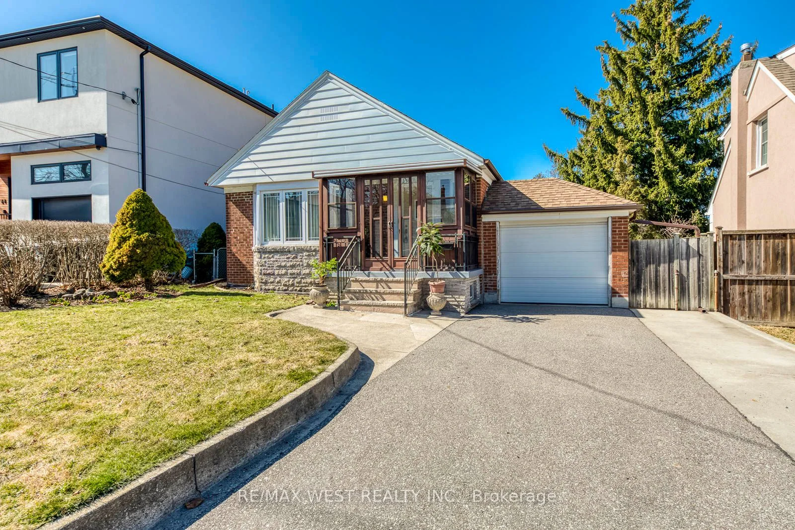Detached in Toronto
