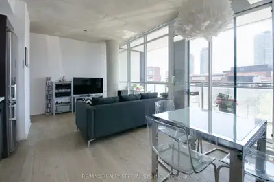 318 King Street E 318, Toronto C08, On M5a 1k6