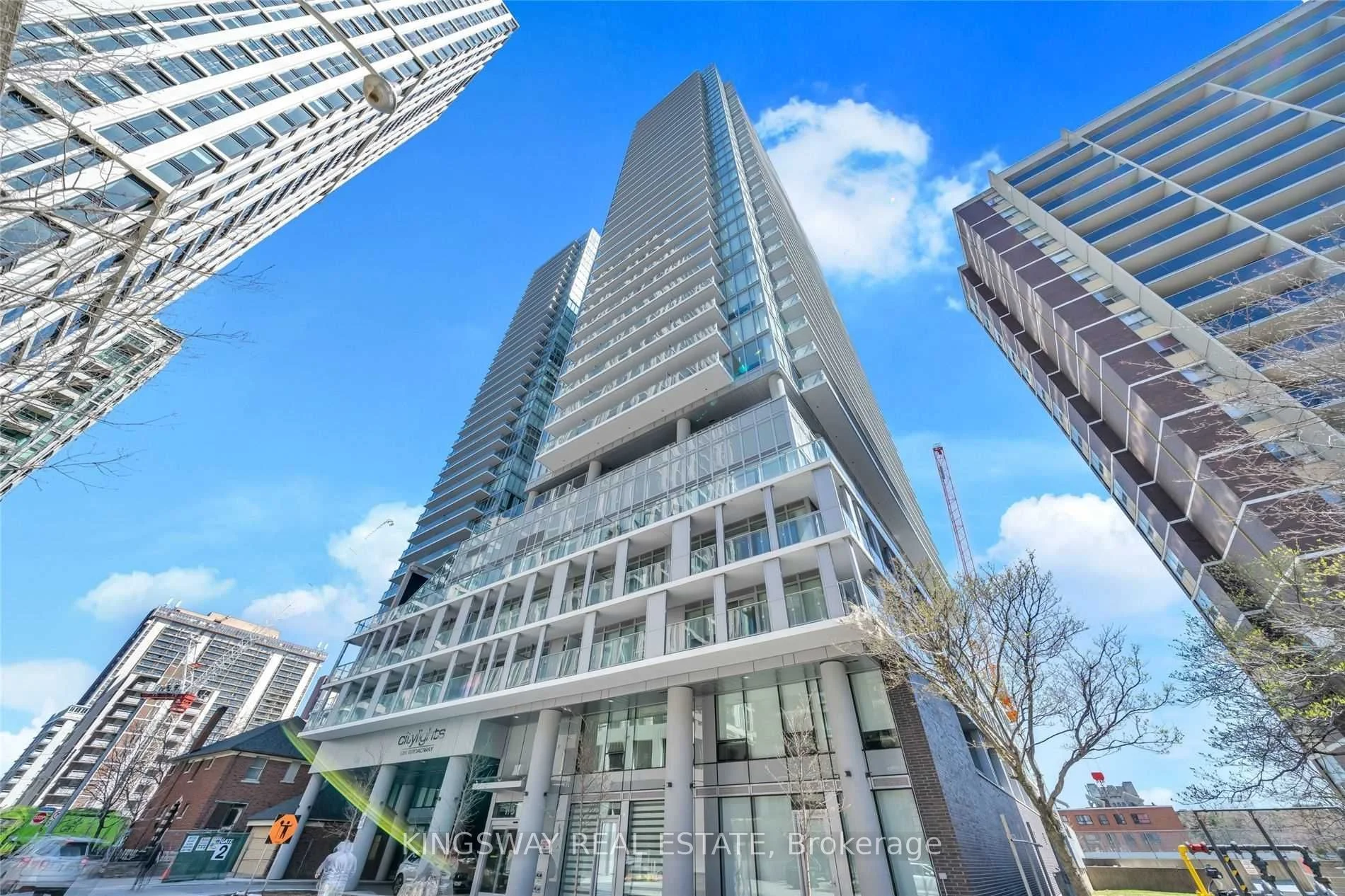 Condo Apartment in Toronto