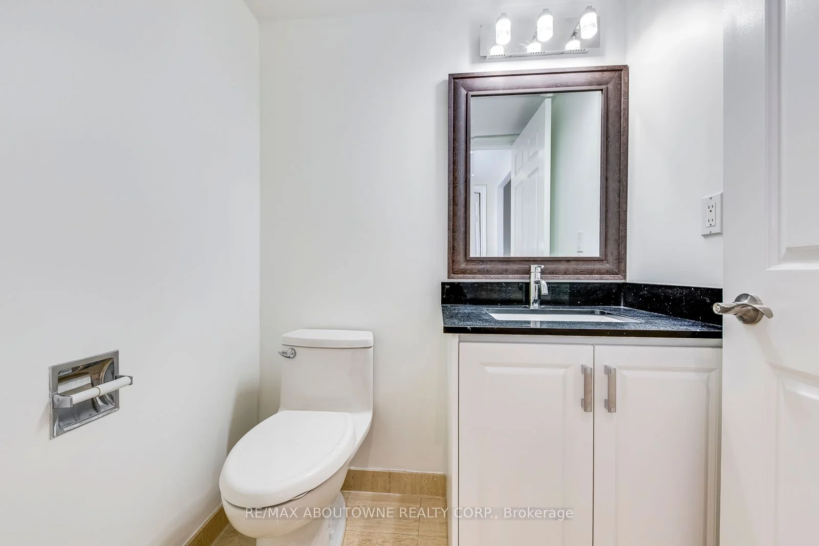 65 Spring Garden Avenue 1006, Toronto C14, ON M2N 6H9