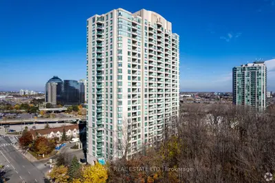 Condo Apartment in Toronto