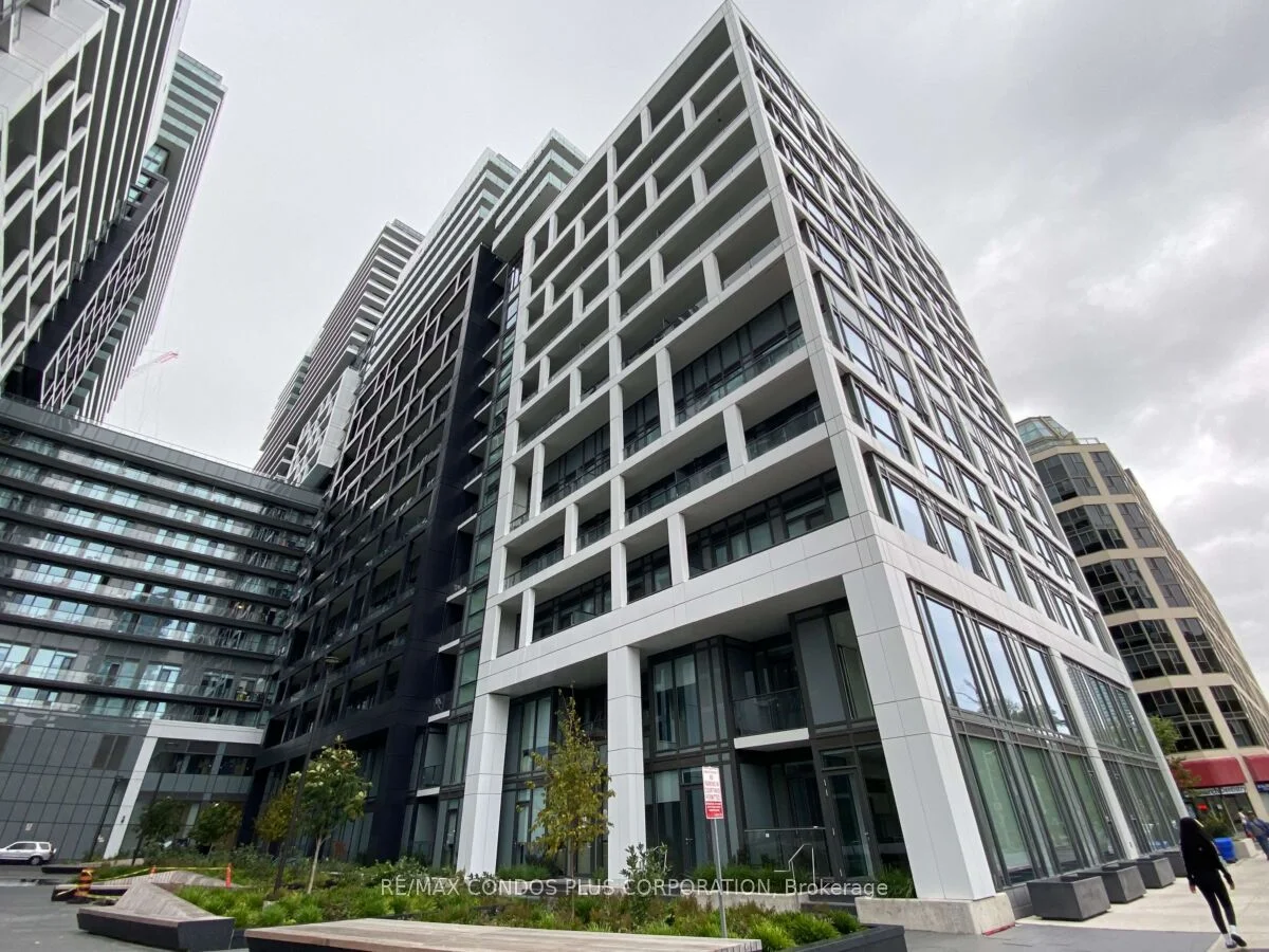70 Princess Street 1230, Toronto C08, On M5a 0x6