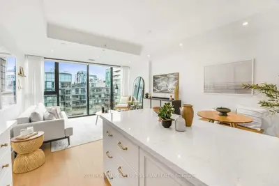 629 King Street 910, Toronto C01, On M5v 0g9