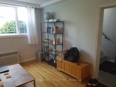 45 N Clovelly Avenue 1, Toronto C03, On M6c 1y2