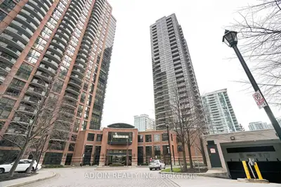 Condo Apartment in Toronto