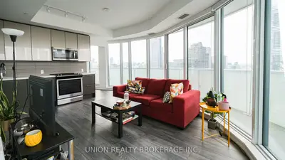 Condo Apartment in Toronto