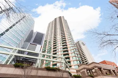 38 Elm Street 2112, Toronto C01, On M5g 2k5