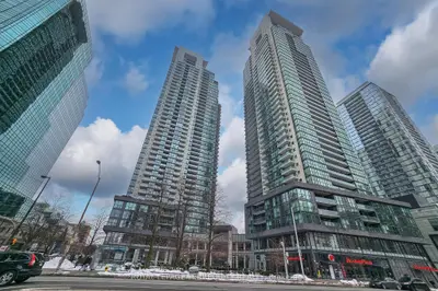 5162 Yonge Street 3215, Toronto C07, On M2n 0e9