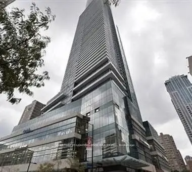 386 Yonge Street 4013, Toronto C01, On M5b 0a5